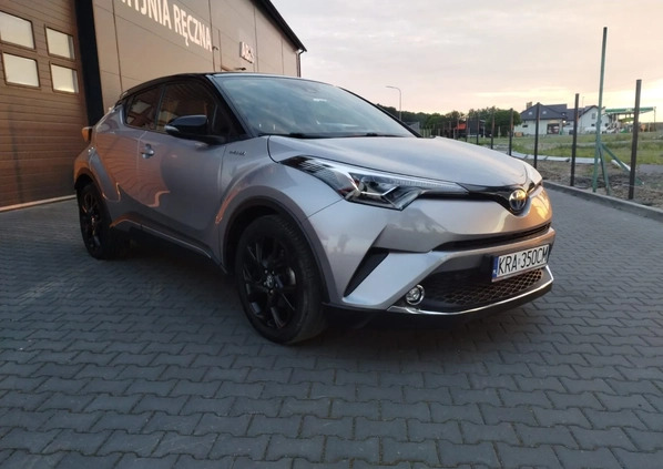 Toyota C-HR cena 78900 przebieg: 115000, rok produkcji 2017 z Kraków małe 466